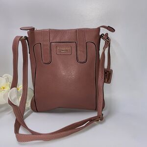 Beautiful! 🌹 Paul Costellos Leather Crossbody Mauve Small